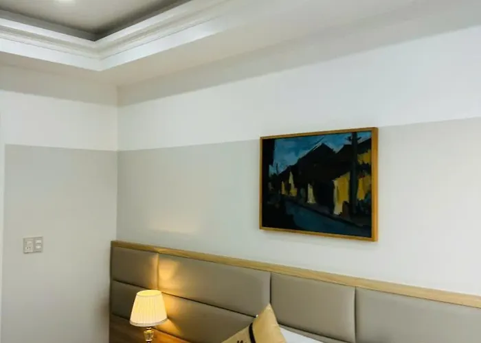 Cozy Khách sạn 3*