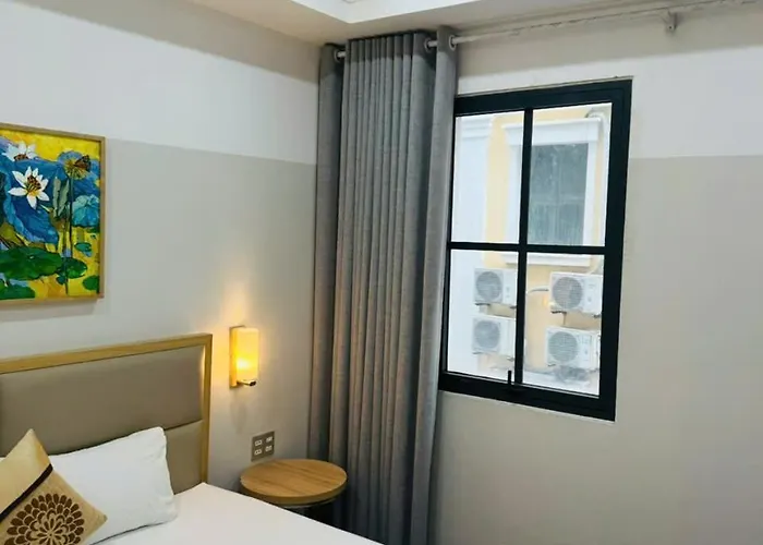 Cozy Khách sạn 3*