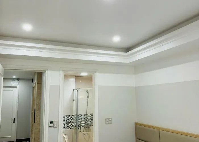 Khách sạn Cozy Hạ Long