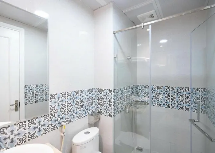 Cozy Khách sạn 3*