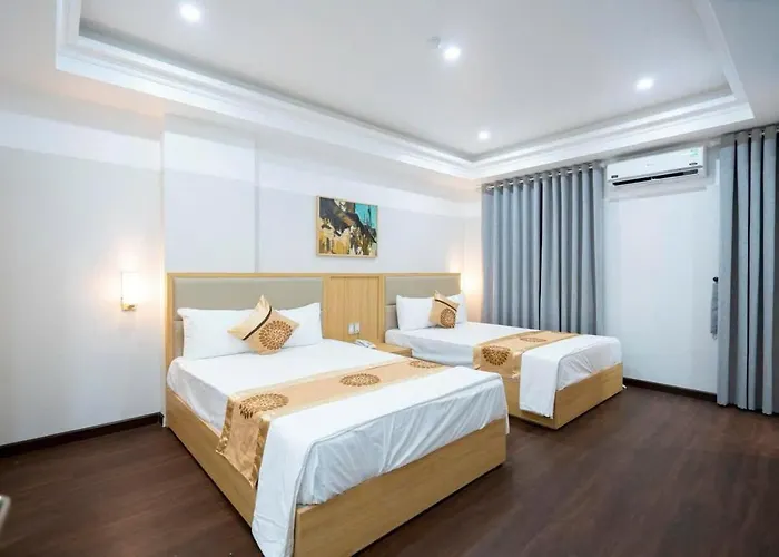 Cozy Khách sạn Hạ Long